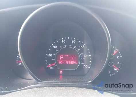 2015 Kia Soul z USA, uszkodzony, nr VIN KNDJN2A25F7213740